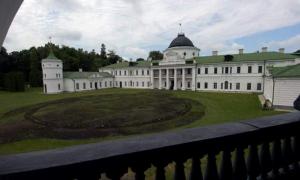 Українці обрали сім чудесних замків, фортець і палаців