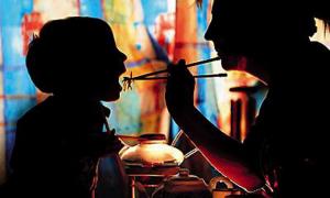 Китайці відмовилися від паличок для їжі, щоб зберегти ліс