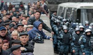 КУПР: Сьогодні чорнобильців можуть вигнати з-під Кабміну через футбол