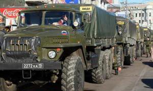 На вулицях Москви з’явилися військові колони