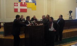 Волиняни не отримують допомогу з депутатських фондів