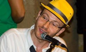 У Рівному на «Живих торгах» син Повалій купив відому модель