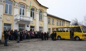 У Лукові Турійського району тепер є шкільний автобус