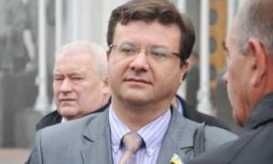 У новорічну ніч міліція увірвалась у готельний номер, де святкував нардеп-бютівець