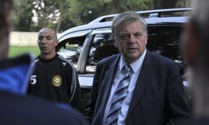 Позашляховик губернатора Тернопільщини врізався у таксі і зник з місця аварії