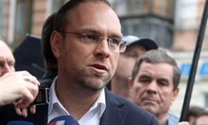 Власенко розповів, як у колонії знущаються над Юлією Тимошенко