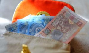 Минулого року середня пенсія зросла на 94 гривні