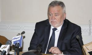 Борис Клімчук: 
Треба поволі вибиратися з багна соціального популізму, брехні й обману