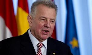 Угорський президент «здер» докторську дисертацію?