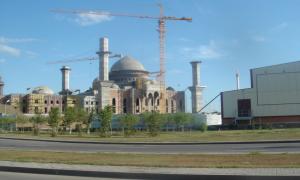 У столиці Казахстану горить найбільша мечеть Центральної Азії