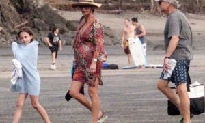 Кетрін Зета-Джонс вагітна?