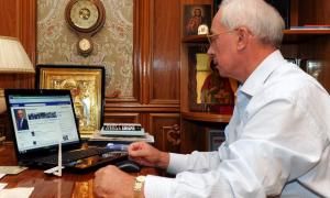 Азаров написав у Фейсбуці, що газу на 2012 рік вистачить