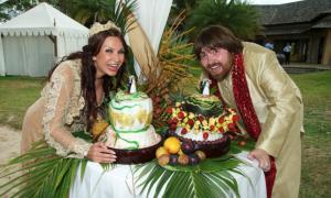 Евеліна Бльодан виклала фото свого таємного весілля