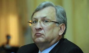 Янукович звільнив міністра фінансів Федора Ярошенка
