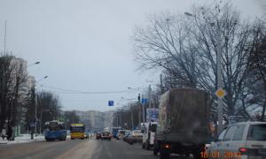 З перехрестя біля Київського майдану Луцька знімуть провокаційний знак 