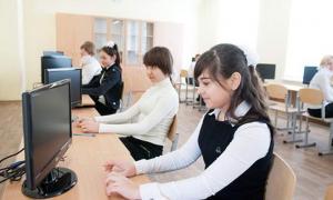 На Волині комп’ютеризують усі сільські школи