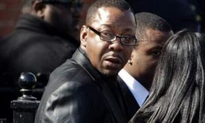 Екс-чоловік Хьюстон розбагатіє на її смерті