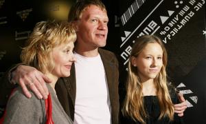 Актор Олексій Серебряков емігрував до Канади