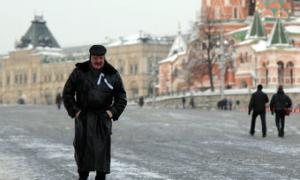 У Москві затримали понад 30 опозиціонерів з білими стрічками