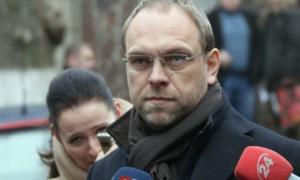 Власенко розповів, що у камеру до Тимошенко хочуть підселити вбивцю