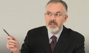Табачник вважає маму Хорошковського кращим автором підручників для першачків