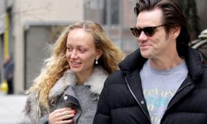 Джим Керрі бере за дружину російську студентку