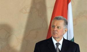 Президент Угорщини пішов у відставку через плагіат