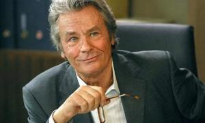 Алена Делона прооперували