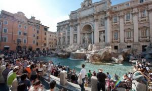 У Римі заборонили пити і перекушувати на вулицях та площах