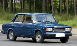 «АвтоВАЗ» більше не випускатиме класику російського автопрому — «сімку»