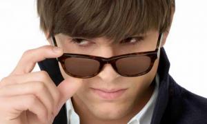 Ештона Катчера підловили з новою пасією