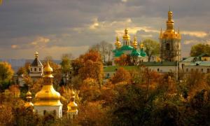 Вхід у Києво-Печерську Лавру тепер коштує 50 гривень