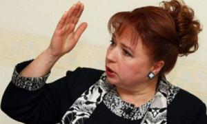 Карпачова заявила про переслідування і обшук СБУ