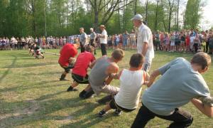 Волинські школярі три дні змагались біля озера
