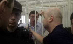 Суд відмовився відновлювати слідство у справі Луценка