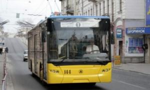 У дні матчів Євро-2012 громадський транспорт працюватиме цілодобово
