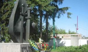 У Берестечку місцевий вандал руйнує пам’ятки і самостійно проводить розкопки