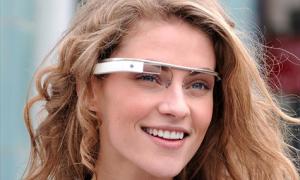 Компанія Google опублікувала відеоролик, знятий окулярами-комп’ютером