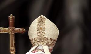 У Ватикані розпочалася війна за Папський престол