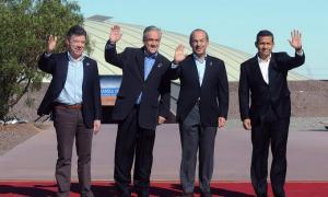Чотири президенти зустрілися в обсерваторії ESO для підписання Угоди Тихоокеанського Альянсу