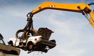 Мінекології пропонує збирати гроші за утилізацію автомобілів