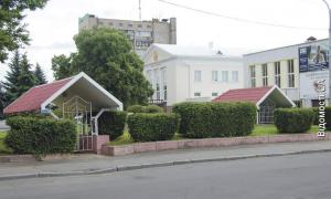 Вбиральня на Театральному майдані за більш як два роки оренди так і не запрацювала