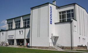 У Володимирі-Волинському відкрили сучасний спорткомплекс з басейном