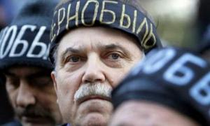 Янукович підписав закон, проти якого мітингували чорнобильці