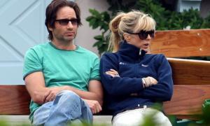 Девід Духовни розлучається після 15 років шлюбу