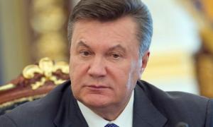 Янукович розповів, коли підпише закон про мову і про плани розпустити парламент