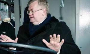 У мера Талліна на два місяці забрали права за перевищення швидкості