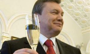 Депутати злітаються на держдачу до Януковича, щоб привітати його з днем народження