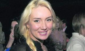 Розинська й досі не повінчалася з Мельниченком