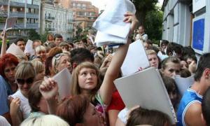 Абітурієнти подали до вузів уже більше мільйона заяв